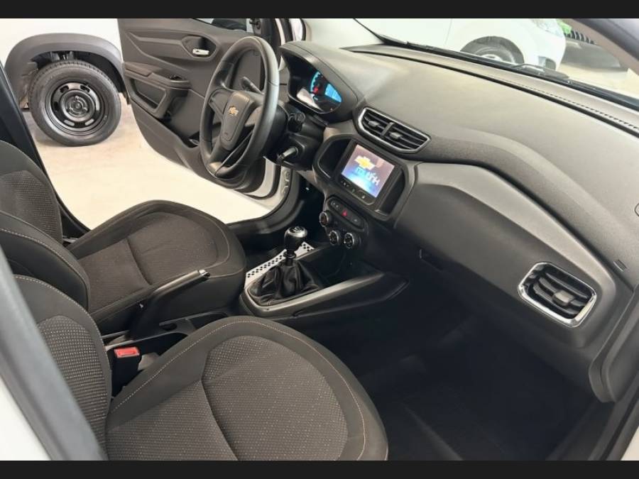 CHEVROLET - PRISMA - 2013/2014 - Cinza - R$ 54.900,00