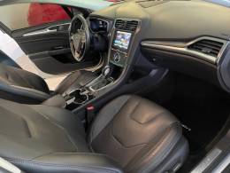 FORD - FUSION - 2015/2015 - Prata - R$ 83.900,00