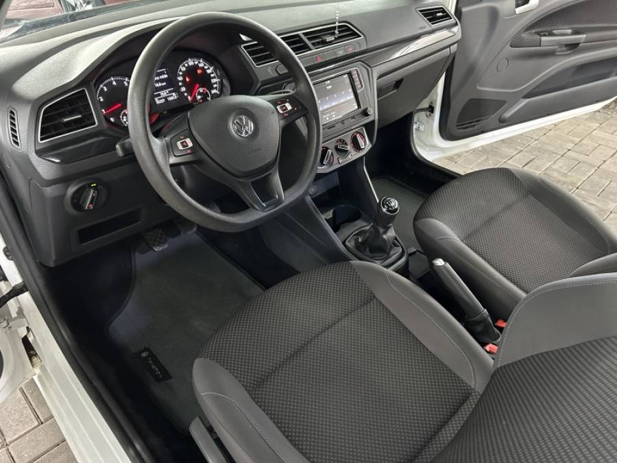 VOLKSWAGEN - SAVEIRO - 2022/2023 - Branca - R$ 82.900,00