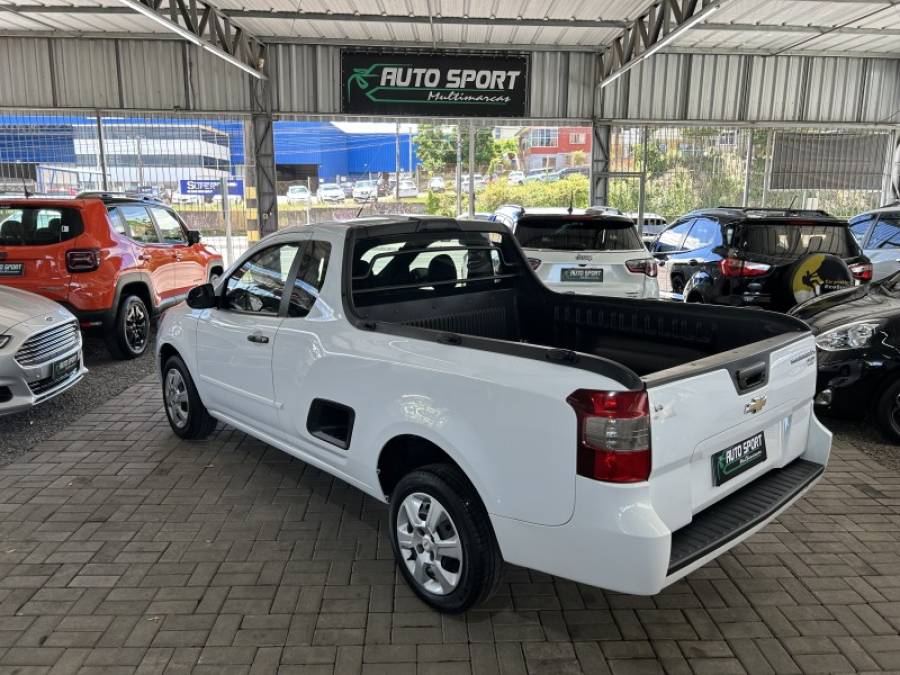 CHEVROLET - MONTANA - 2012/2013 - Branca - R$ 45.800,00