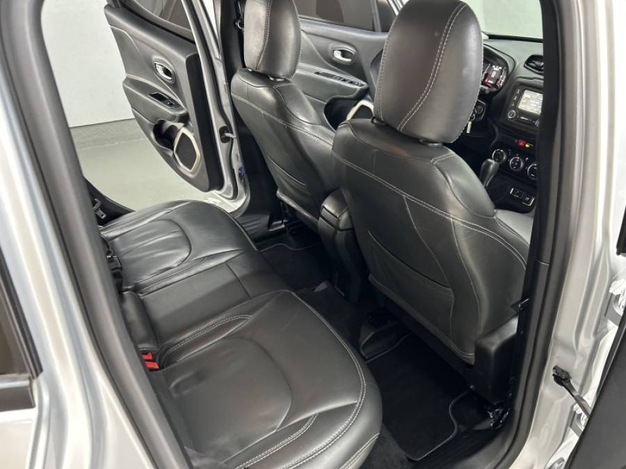 JEEP - RENEGADE - 2015/2016 - Prata - R$ 71.500,00