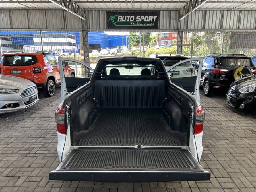 CHEVROLET - MONTANA - 2012/2013 - Branca - R$ 45.800,00