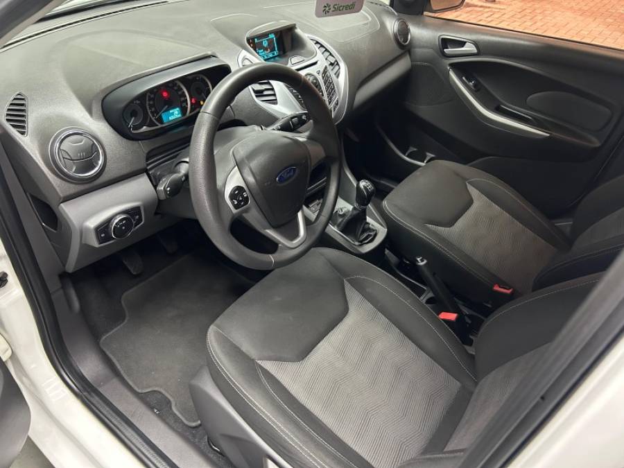 FORD - KA - 2016/2017 - Branca - R$ 49.900,00