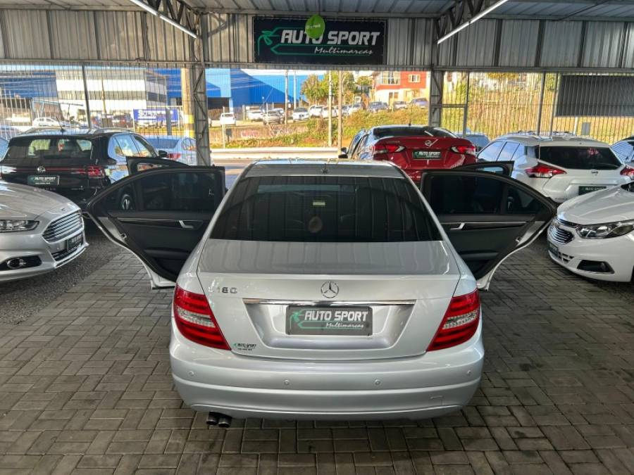 MERCEDES-BENZ - C 180 - 2012/2012 - Prata - R$ 74.900,00