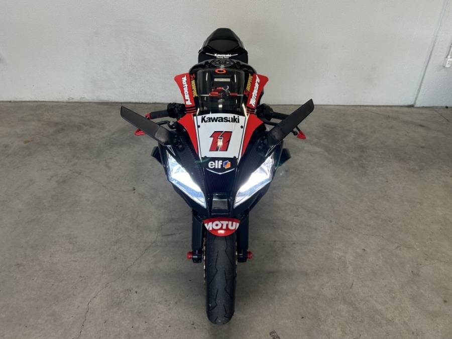 KAWASAKI - NINJA ZX-10R - 2011/2011 - Preta - R$ 51.900,00