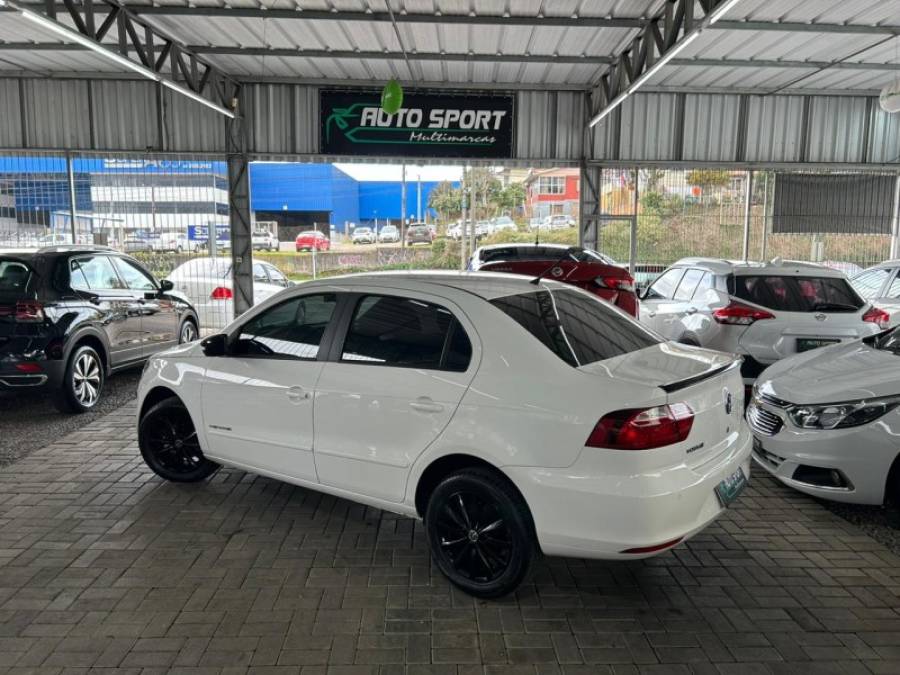 VOLKSWAGEN - VOYAGE - 2015/2015 - Branca - R$ 43.900,00