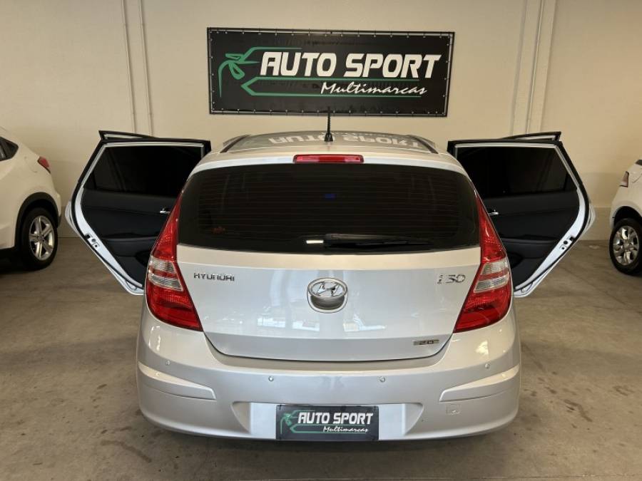 HYUNDAI - I30 - 2012/2012 - Prata - R$ 47.900,00