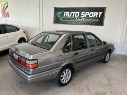 VOLKSWAGEN - SANTANA - 1995/1995 - Cinza - R$ 40.000,00