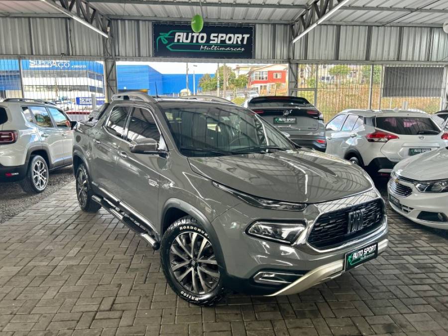 FIAT - TORO - 2023/2023 - Cinza - R$ 149.900,00