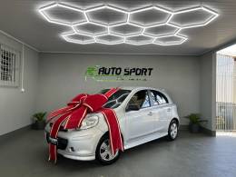 NISSAN - MARCH - 2013/2014 - Prata - R$ 40.900,00