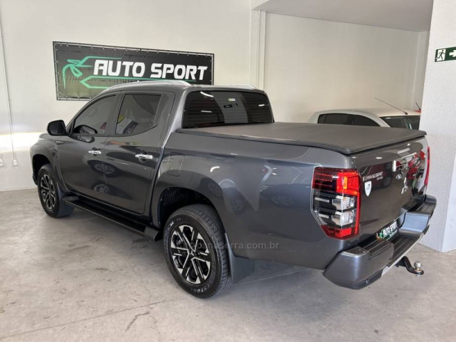 MITSUBISHI - L200 TRITON - 2023/2023 - Cinza - R$ 265.000,00