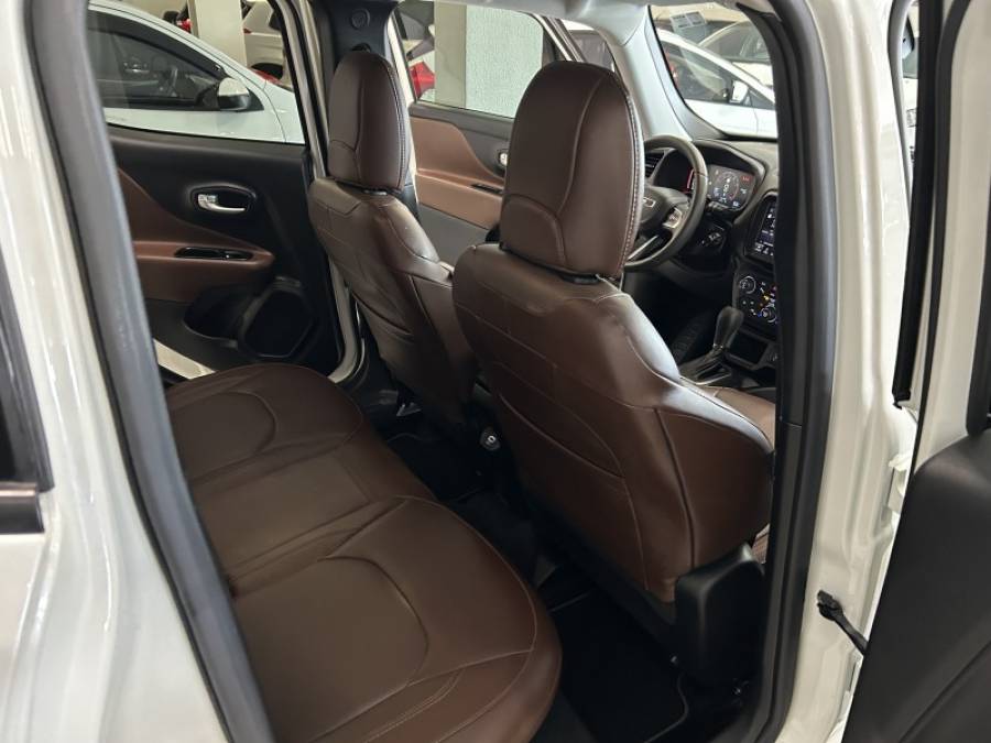 JEEP - RENEGADE - 2022/2022 - Branca - R$ 114.900,00