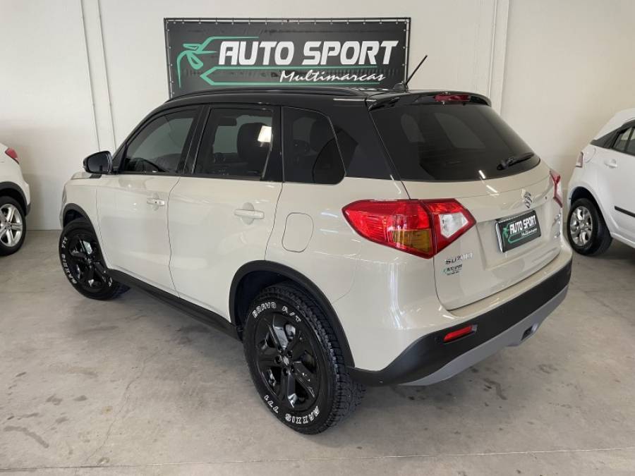 SUZUKI - VITARA - 2017/2018 - Bege - R$ 85.900,00