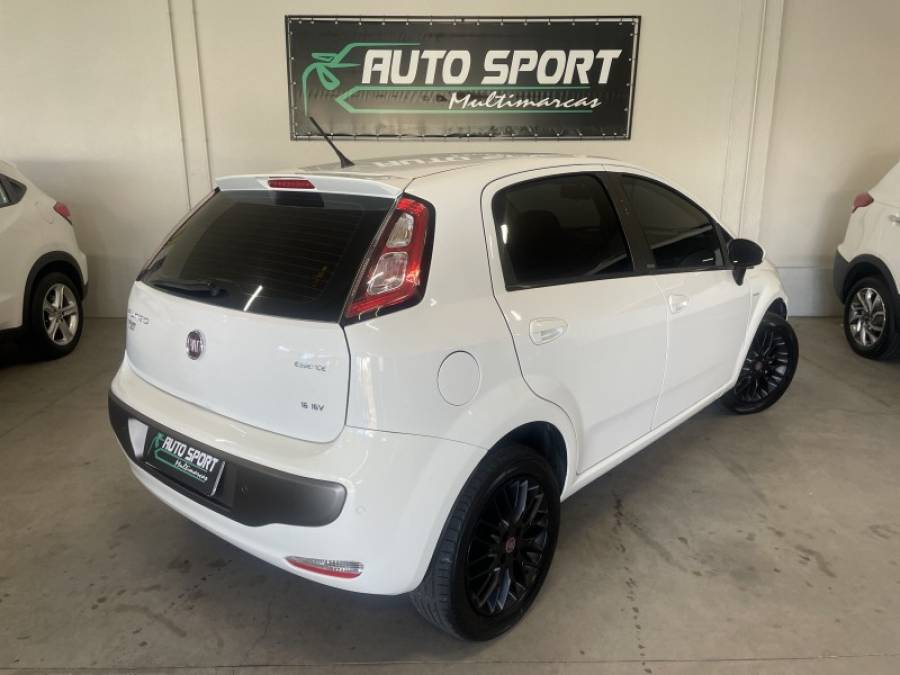 FIAT - PUNTO - 2013/2014 - Branca - R$ 41.900,00
