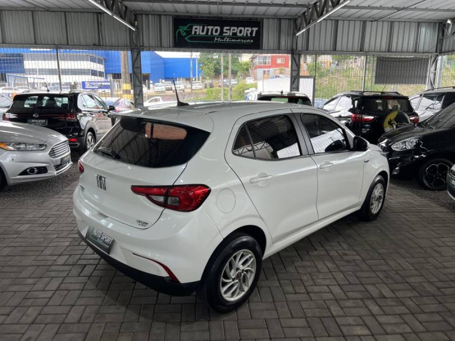 FIAT - ARGO - 2018/2018 - Branca - R$ 53.900,00