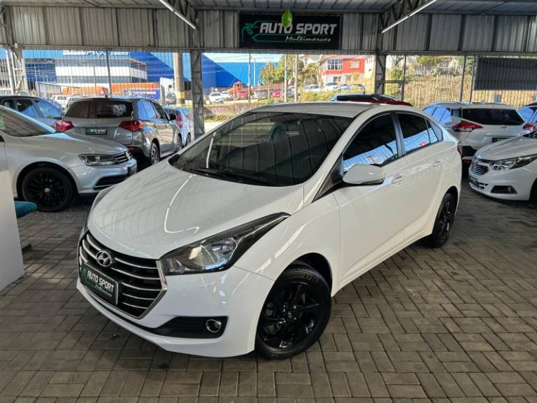 HYUNDAI - HB20S - 2016/2016 - Branca - R$ 64.900,00