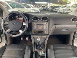 FORD - FOCUS - 2013/2013 - Branca - Sob Consulta
