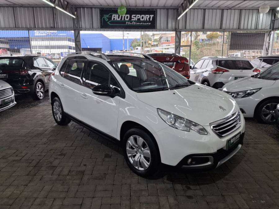 PEUGEOT - 2008 - 2015/2016 - Branca - R$ 53.000,00