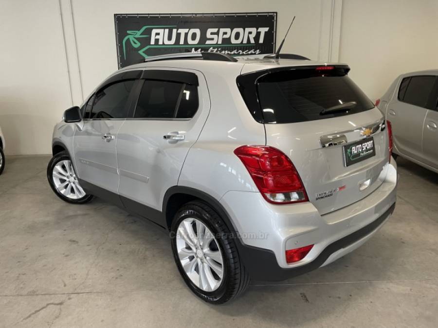 CHEVROLET - TRACKER - 2018/2019 - Prata - R$ 97.900,00