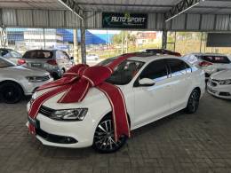 VOLKSWAGEN - JETTA - 2013/2013 - Branca - R$ 87.900,00