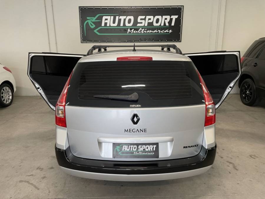 RENAULT - MÉGANE - 2011/2011 - Prata - Sob Consulta