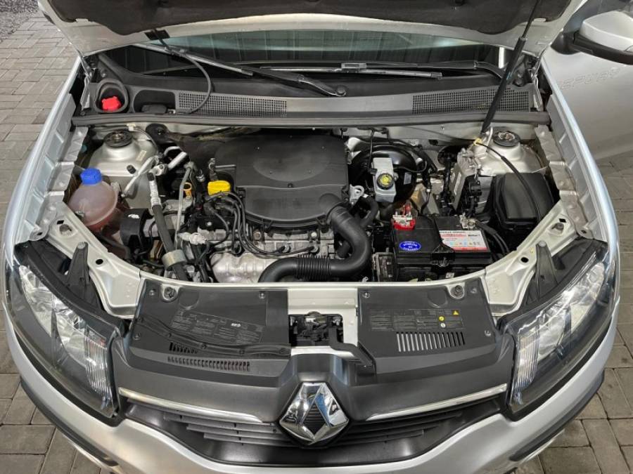 RENAULT - SANDERO - 2015/2015 - Prata - R$ 43.900,00