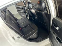 NISSAN - SENTRA - 2011/2012 - Branca - R$ 45.900,00