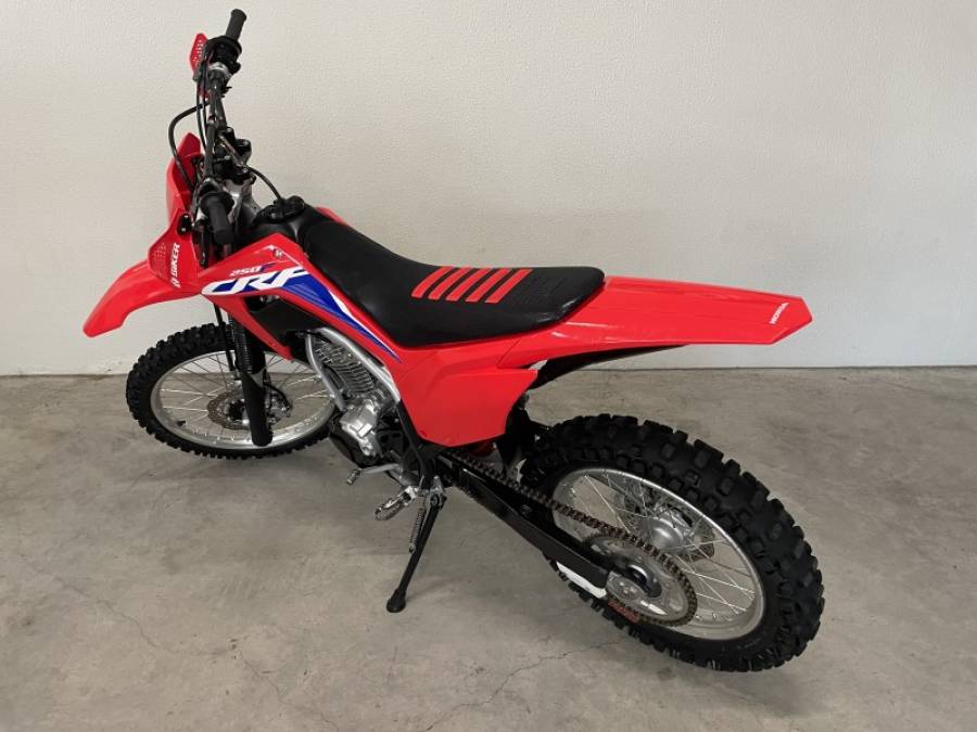 HONDA - CRF 250F - 2024/2024 - Vermelha - R$ 25.000,00