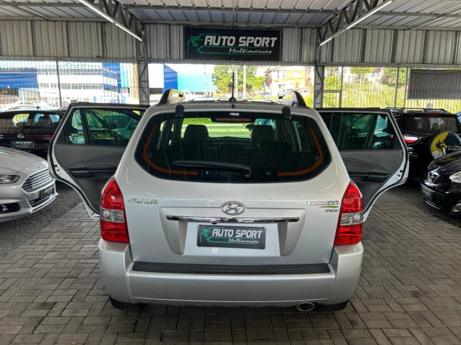 HYUNDAI - TUCSON - 2015/2016 - Prata - R$ 67.000,00