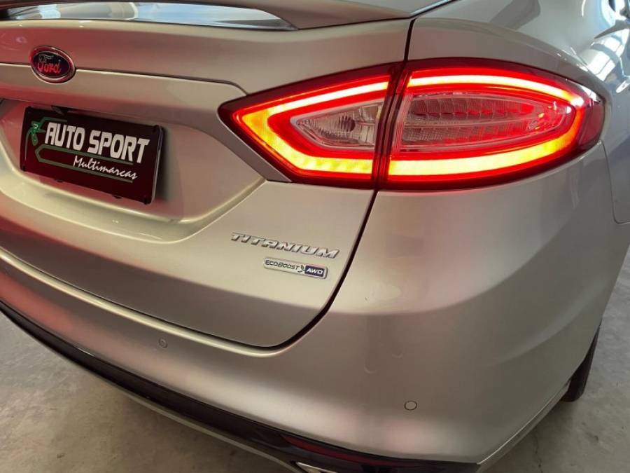 FORD - FUSION - 2015/2015 - Prata - R$ 83.900,00