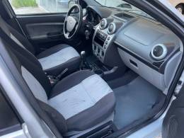 FORD - FIESTA - 2010/2010 - Prata - R$ 29.900,00