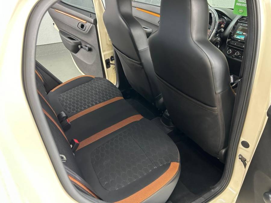 RENAULT - KWID - 2020/2020 - Bege - R$ 48.900,00