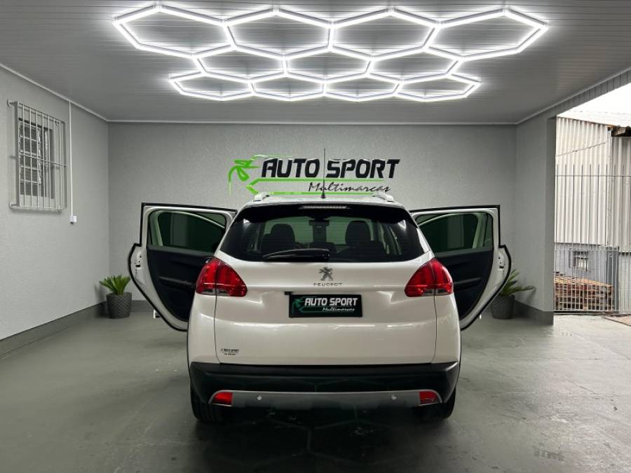 PEUGEOT - 2008 - 2017/2018 - Branca - R$ 74.800,00