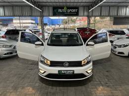 VOLKSWAGEN - SAVEIRO - 2022/2023 - Branca - R$ 82.900,00