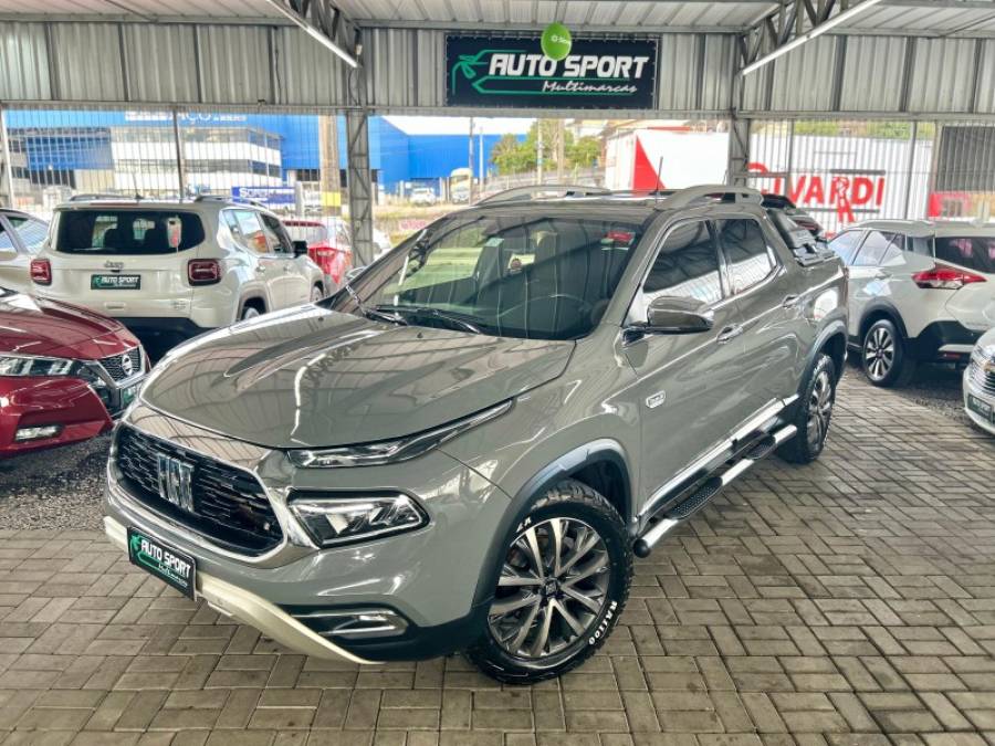 FIAT - TORO - 2023/2023 - Cinza - R$ 149.900,00
