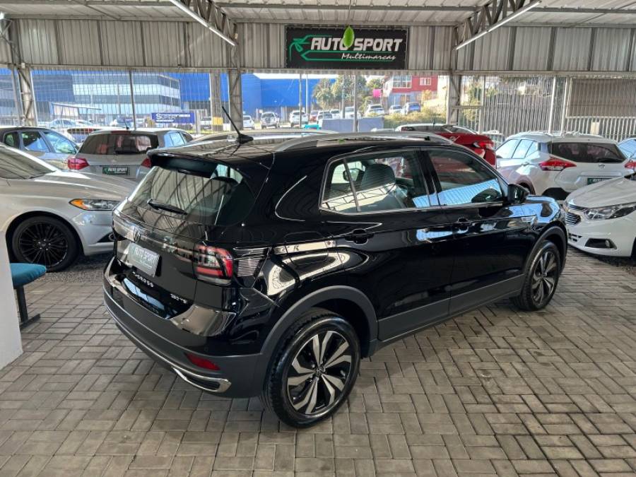 VOLKSWAGEN - T-CROSS - 2022/2022 - Preta - R$ 117.800,00