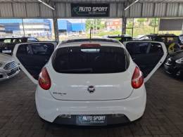FIAT - BRAVO - 2012/2013 - Branca - R$ 35.900,00
