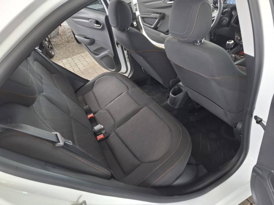 CHEVROLET - ONIX - 2014/2014 - Branca - R$ 49.900,00