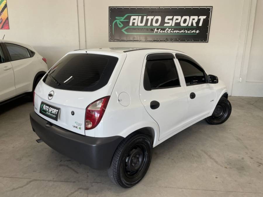 CHEVROLET - CELTA - 2011/2011 - Branca - R$ 21.500,00
