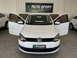 VOLKSWAGEN - FOX - 2014/2014 - Branca - R$ 46.900,00