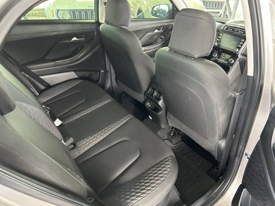 HYUNDAI - CRETA - 2021/2022 - Prata - R$ 111.900,00
