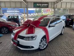 VOLKSWAGEN - JETTA - 2012/2012 - Branca - R$ 69.900,00