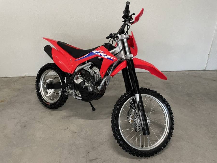 HONDA - CRF 250F - 2024/2024 - Vermelha - R$ 25.000,00