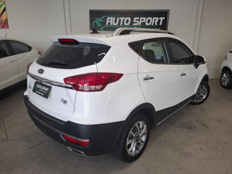 JAC - T50 - 2020/2020 - Branca - R$ 69.900,00