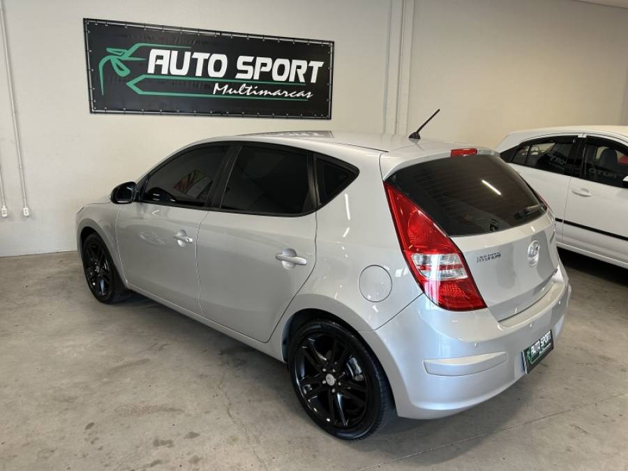 HYUNDAI - I30 - 2012/2012 - Prata - R$ 47.900,00