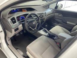 HONDA - CIVIC - 2013/2014 - Branca - R$ 72.000,00