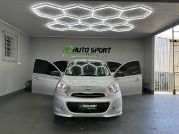 NISSAN - MARCH - 2013/2014 - Prata - R$ 40.900,00