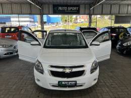 CHEVROLET - COBALT - 2013/2014 - Branca - R$ 42.000,00