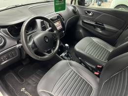 RENAULT - CAPTUR - 2017/2018 - Bege - R$ 78.800,00