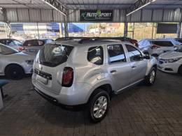 RENAULT - DUSTER - 2016/2016 - Prata - R$ 60.000,00